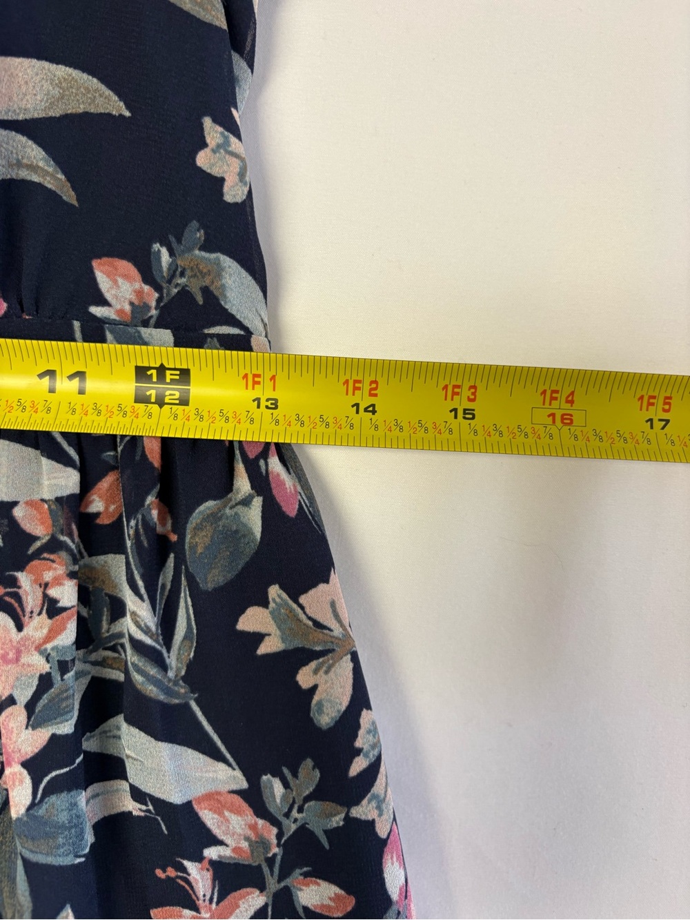 Gal Meets Glam Sienna Romantic Floral Halter Top Maxi Dress - Picture 13 of 14